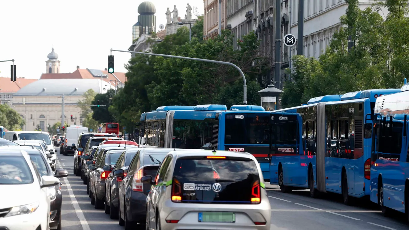 Újabb döfést vinne be az autósoknak Karácsony Gergely