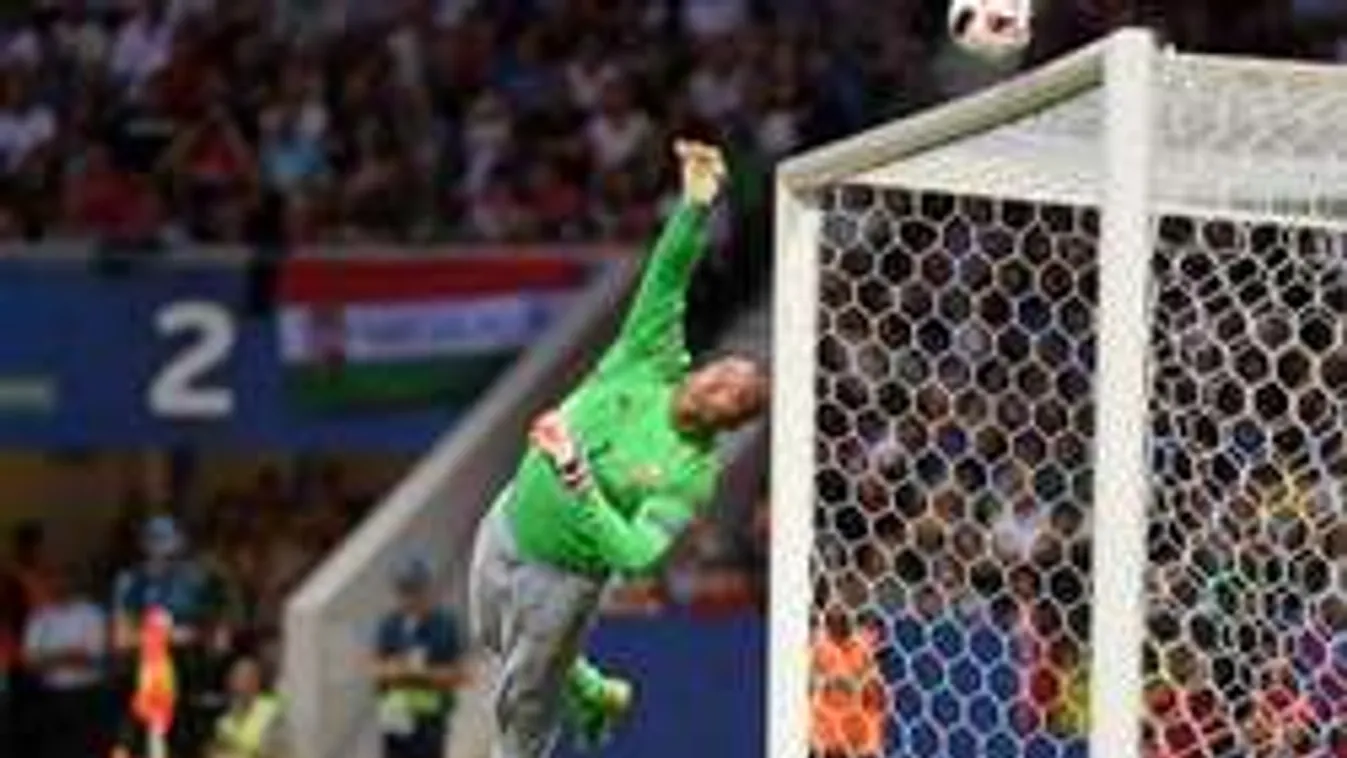 Rajtad is múlik: óriási elismerést kaphat Király Gábor!