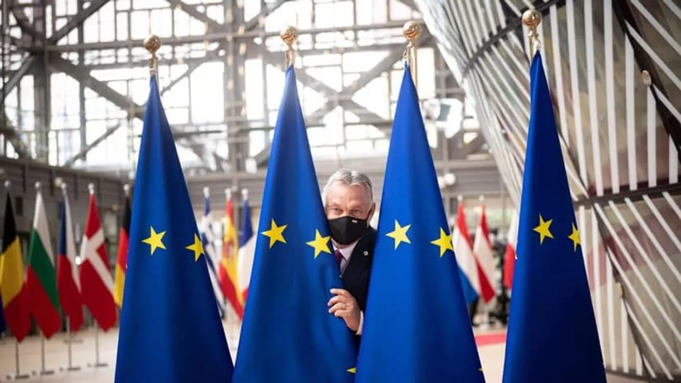 Nem akárhol fotózták, Orbán Viktor elmondta, így juthatunk a csillagokig