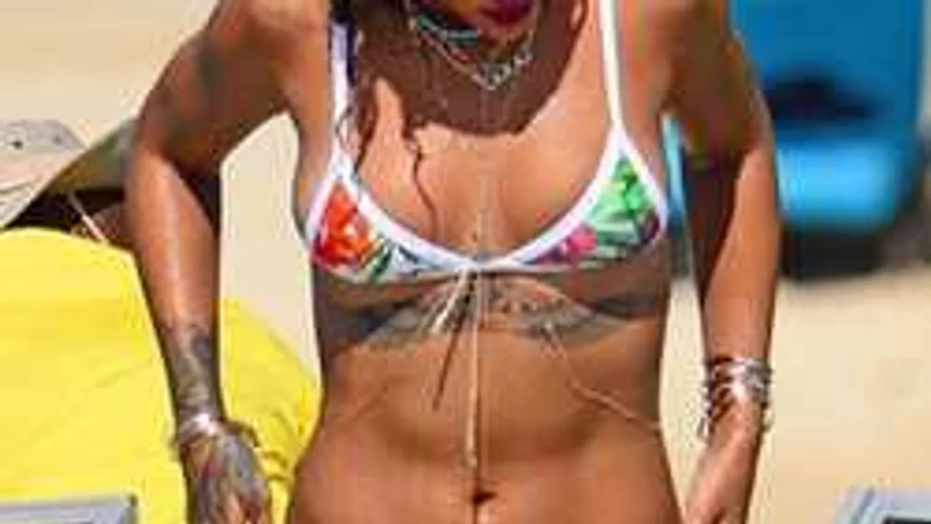 Frászt kapsz a strandtól? Ezek a sztárok sem néznek ki tökéletesen bikiniben...