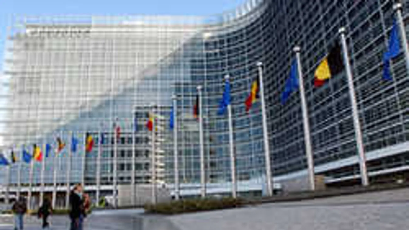 Durva átverésre készül az Európai Bizottság