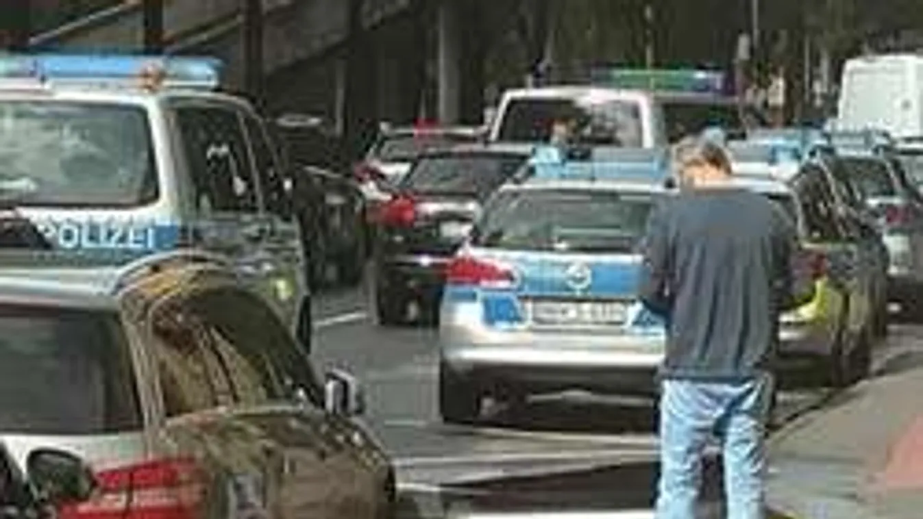 Lőfegyverrel és késsel támadták le a migránsok az irodaházat: túszokat ejtettek