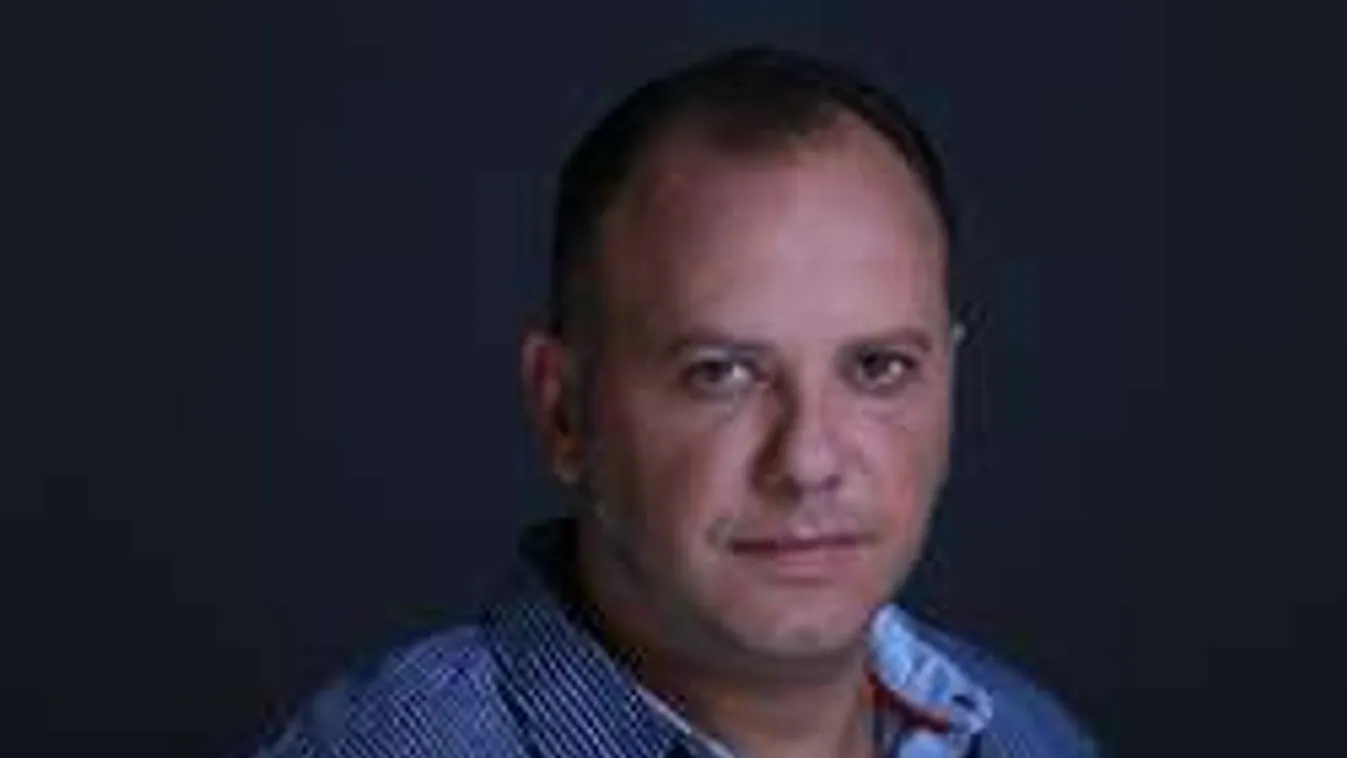 Pszichiáter és gyógyszerek segíthetnek Damu feleségének!