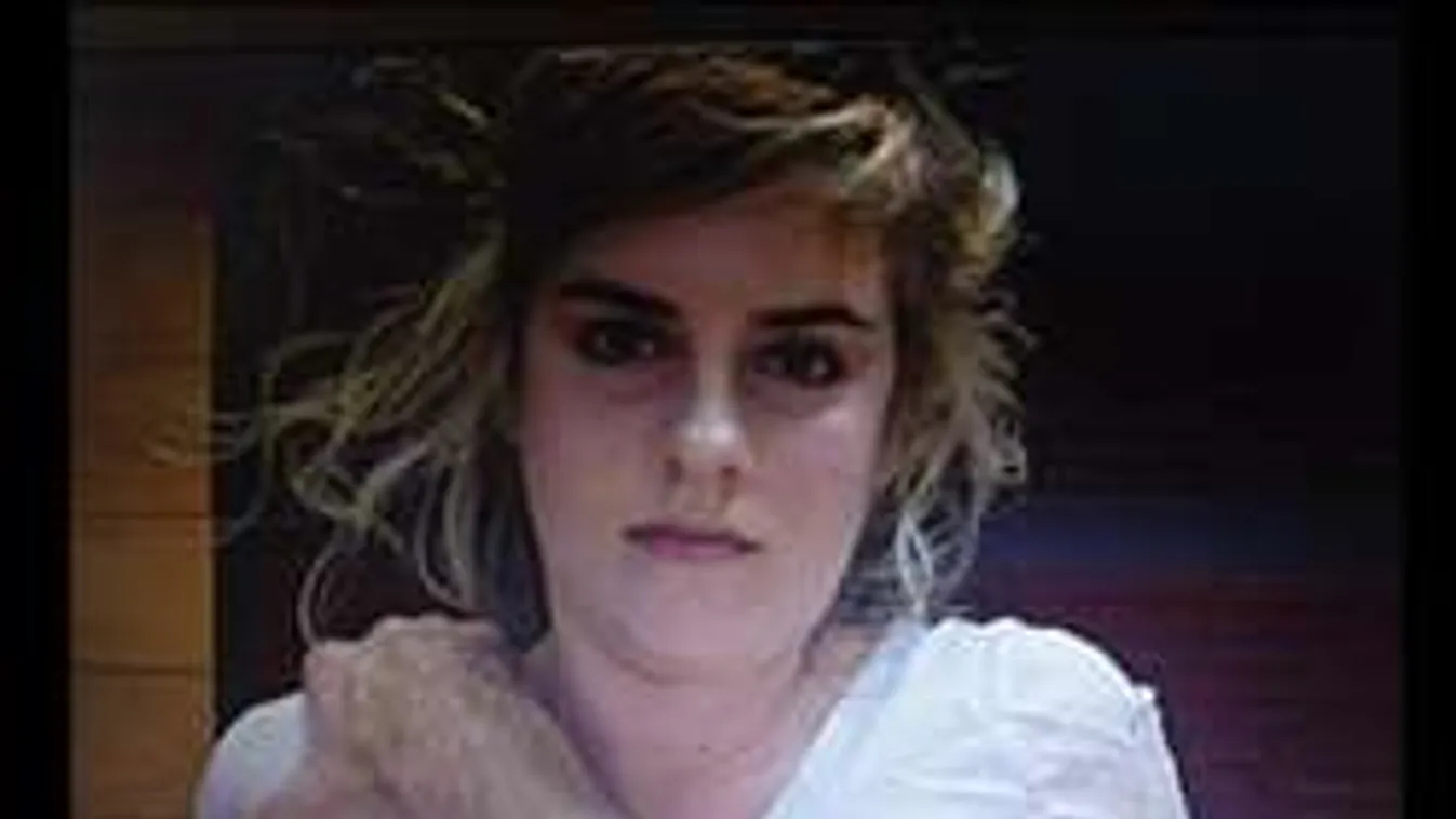 Videóra vette saját megerőszakolását a brit nő!