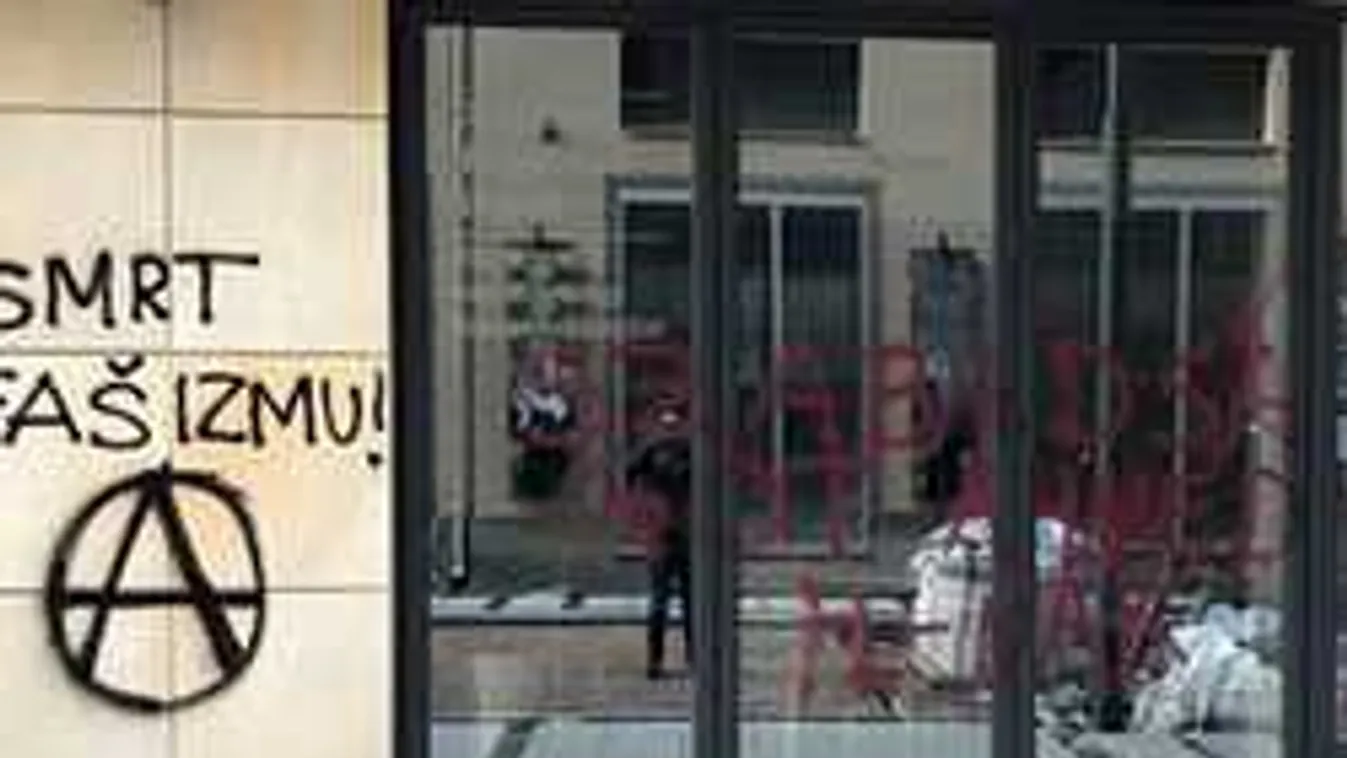 Soros fia Belgrádba ment. Meggyalázták a magyar követséget