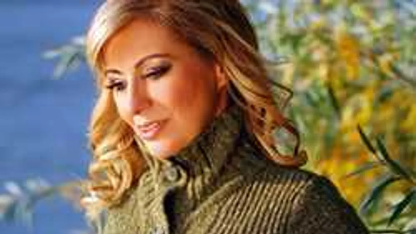 Ezt is megértük: Kiszel Tünde királynőt segített a trónra