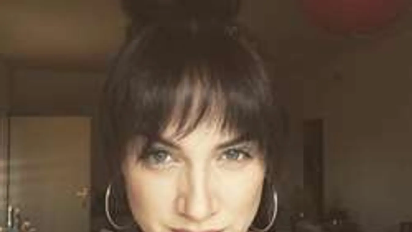 Megható képekkel árasztották el a netet a hazai sztárok!