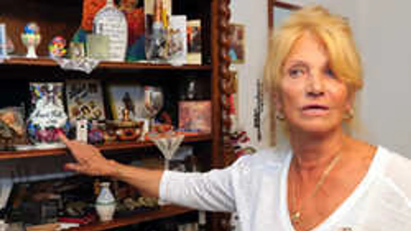 Aradszky özvegye nagyon megdöbbent, erre aztán nem számított