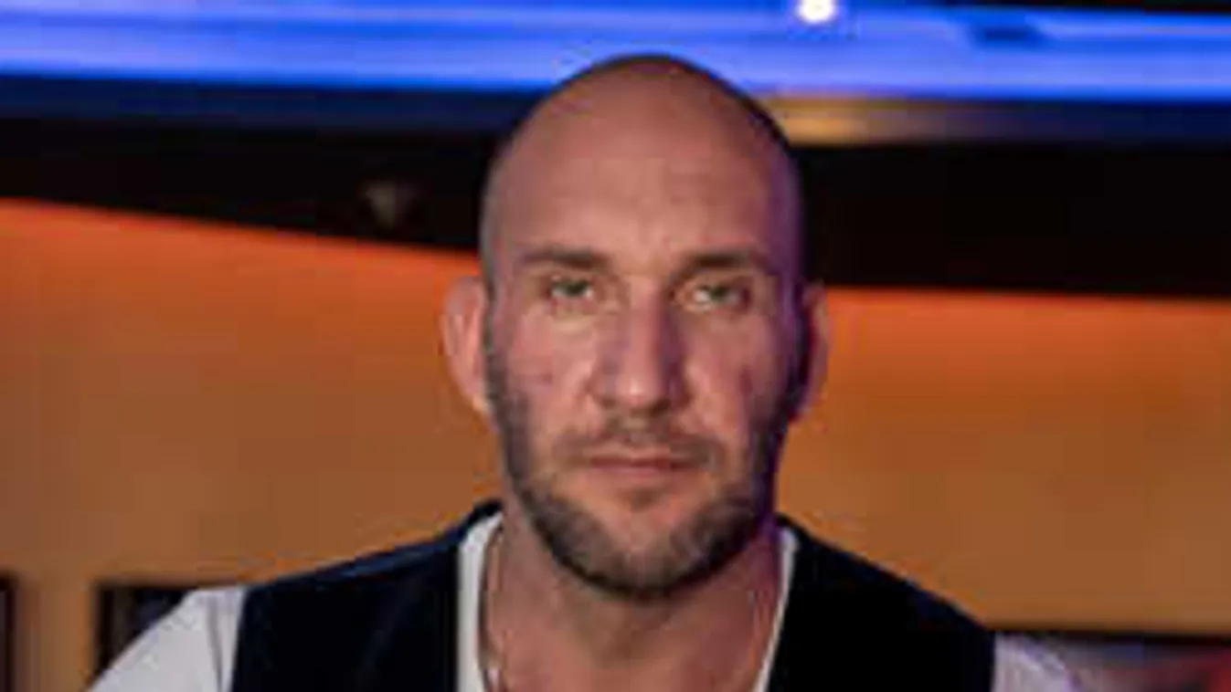 Tovább dagad a botrány: Õk hatan követelik a pénzüket Berkitől