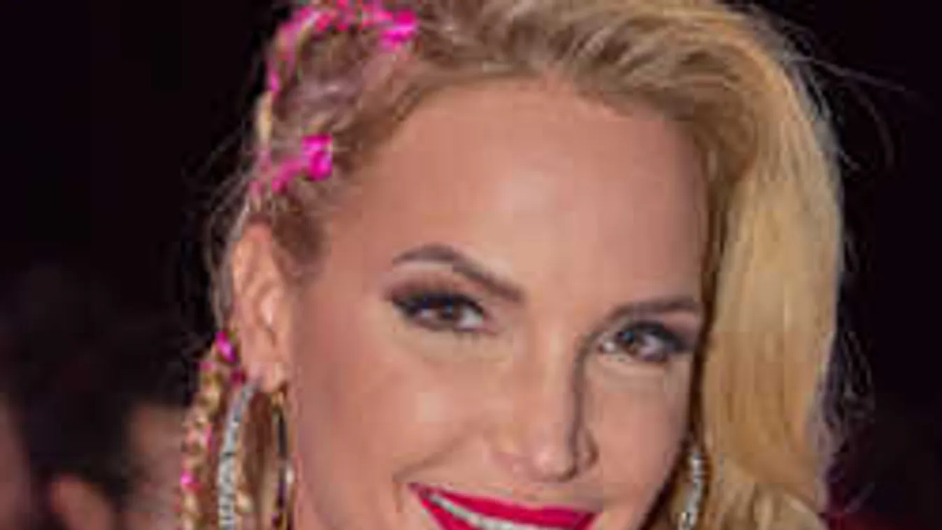 Zimány Linda tudta, hogy nem úszhatja meg Britney dalát