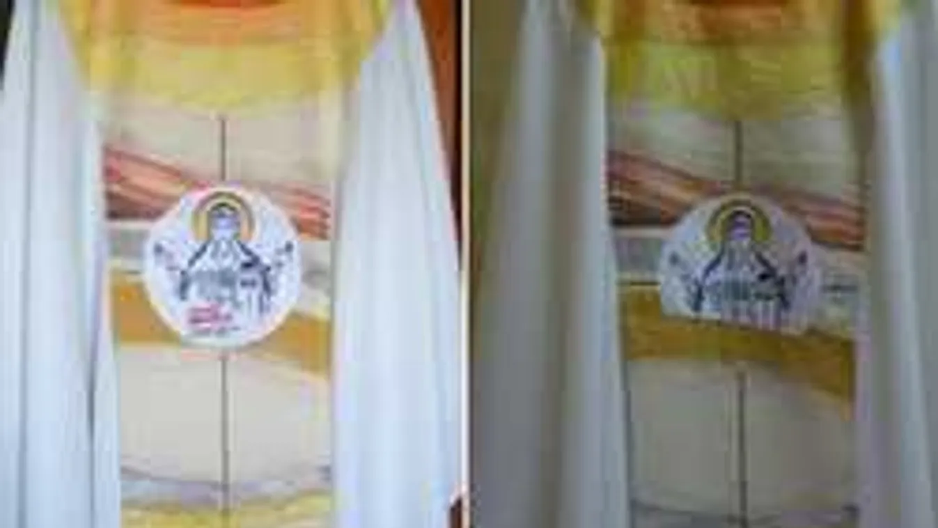 A románok kitakartatták a pápa ruháján a magyar feliratot