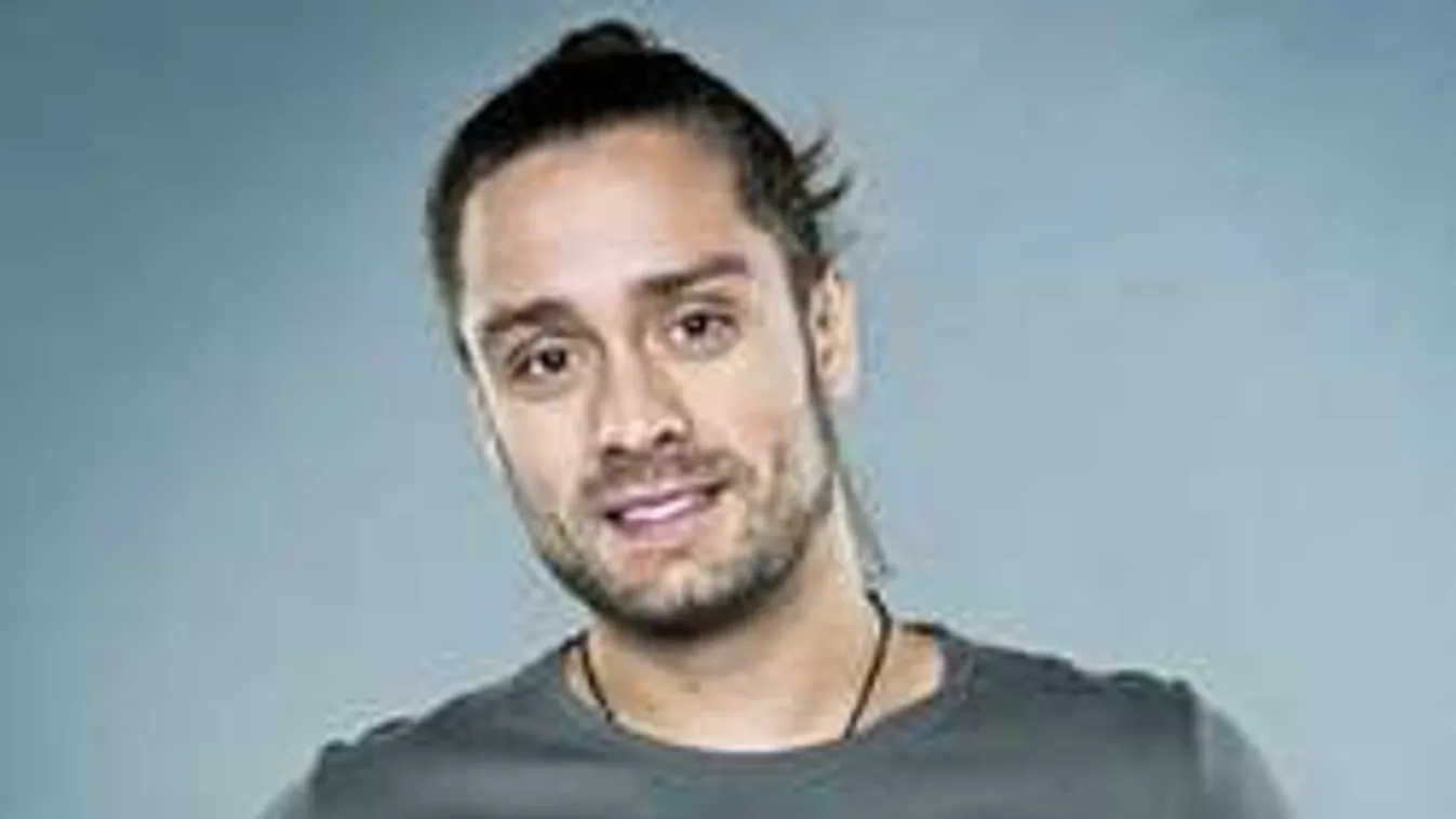 Váratlan bejelentés: Ezért hagyja el az országot az RTL sztárja!