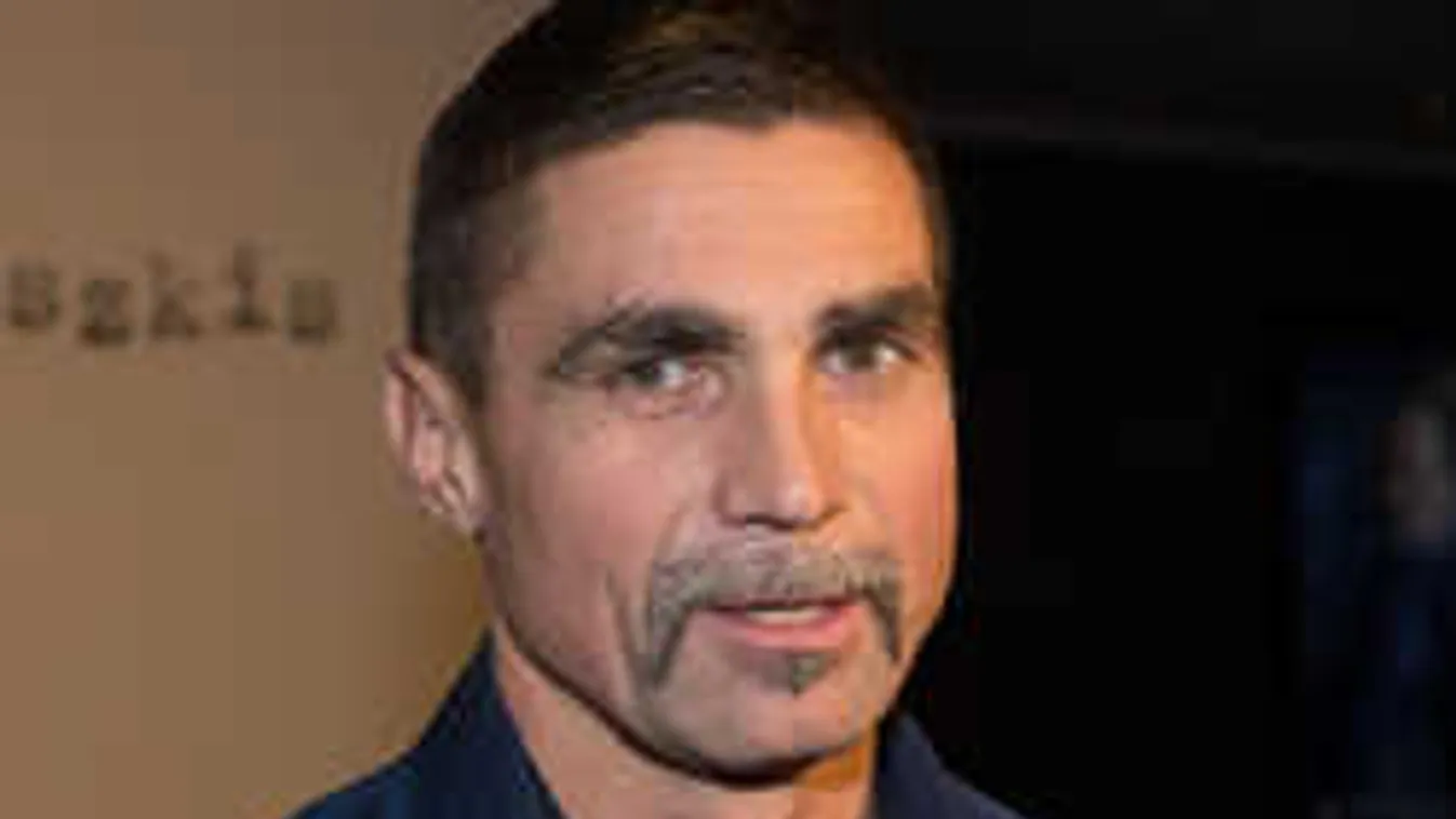 Dráma Ázsiában: Defektet kapott a Viszkis rabló kocsija!