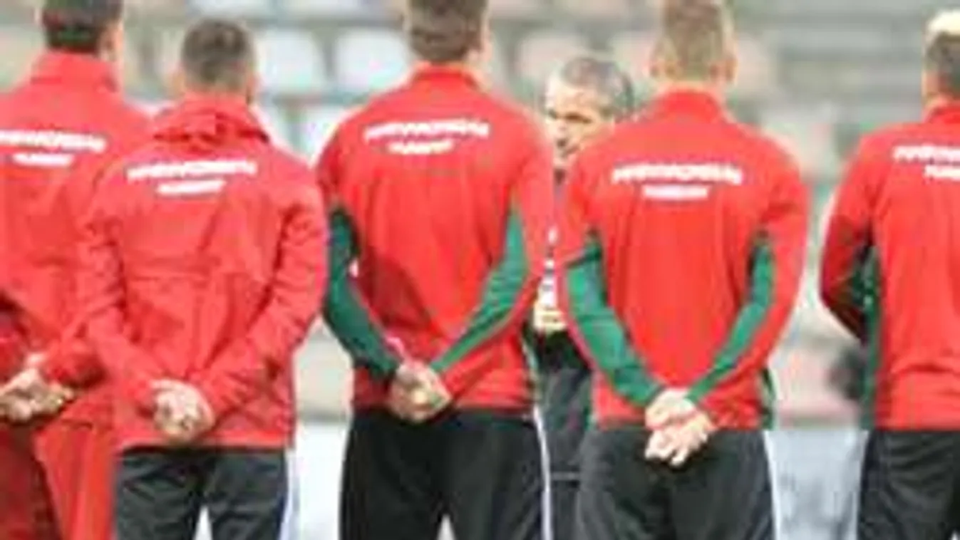 Storck nem kegyelmez, kirúgja a kollégáit