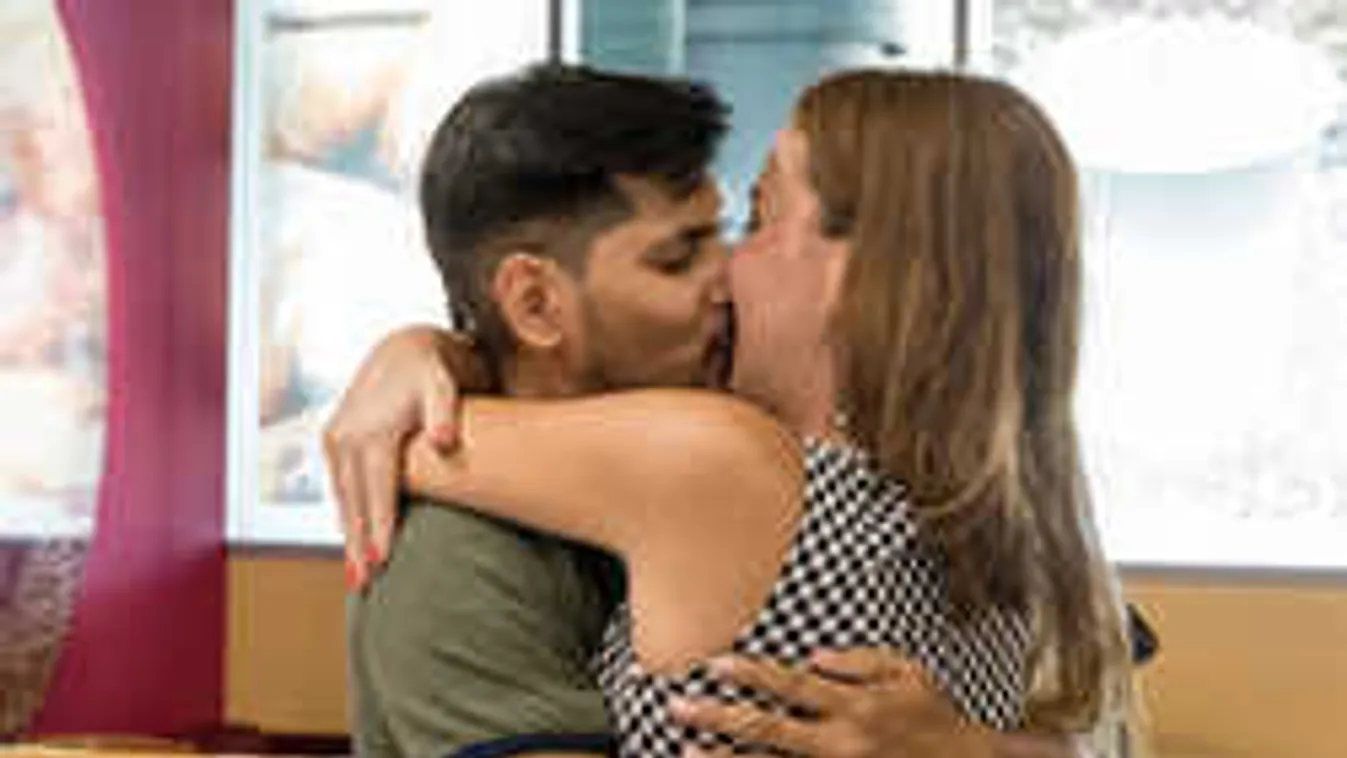 Váratlan fordulat: mégsem lehet most esküvője Demcsák Zsuzsának