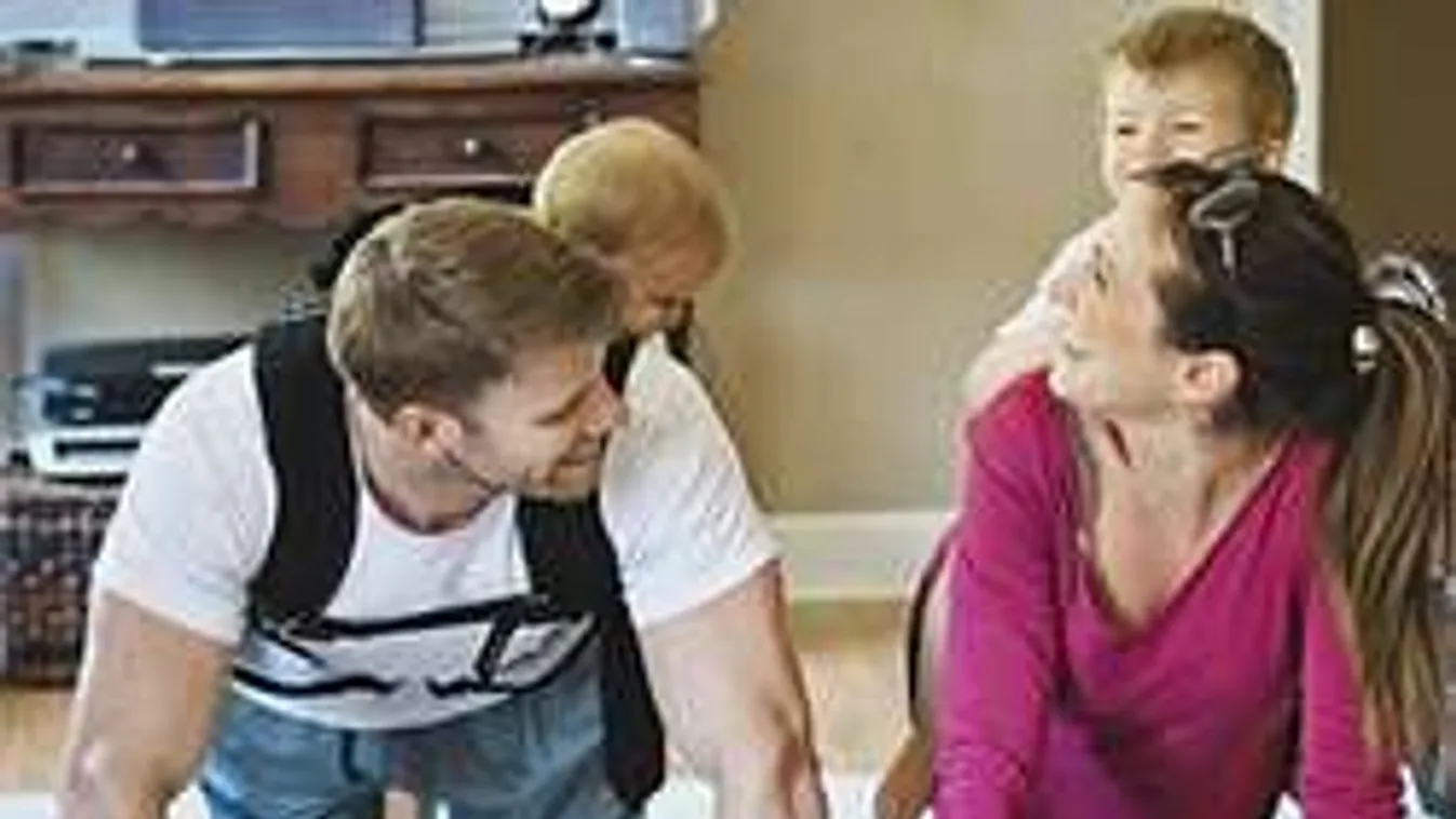 A francnak sem kell edzőterem, amikor itt vannak a gyerekek!