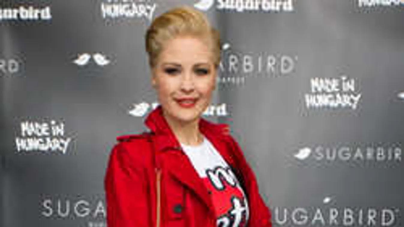 Orosz Barbi formás fenekétől még az idő is felmelegszik