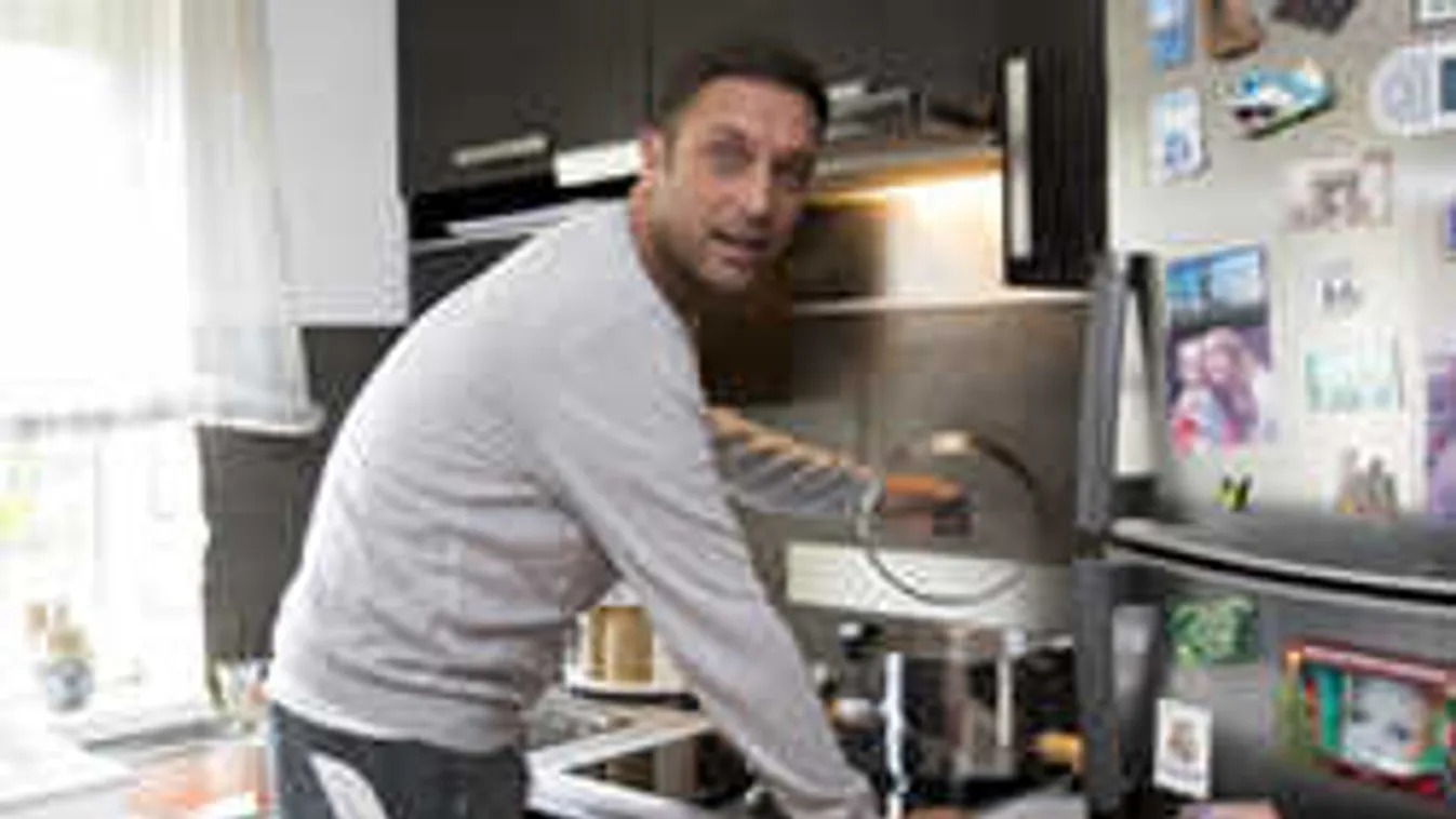 Váratlan betegség támadta meg a TV2 sztárját, az ágyból üzent