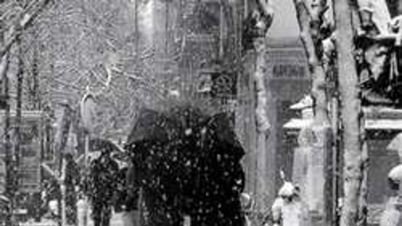 Hat megyében elsőfokú figyelmeztetés a hófúvás miatt!