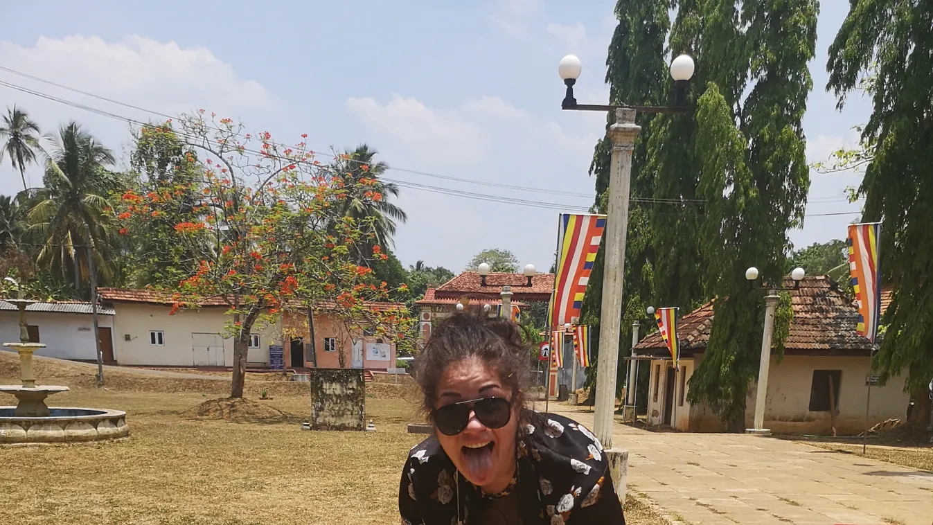 Bugyira vetkőzött egy piacon a TV2 sztárja