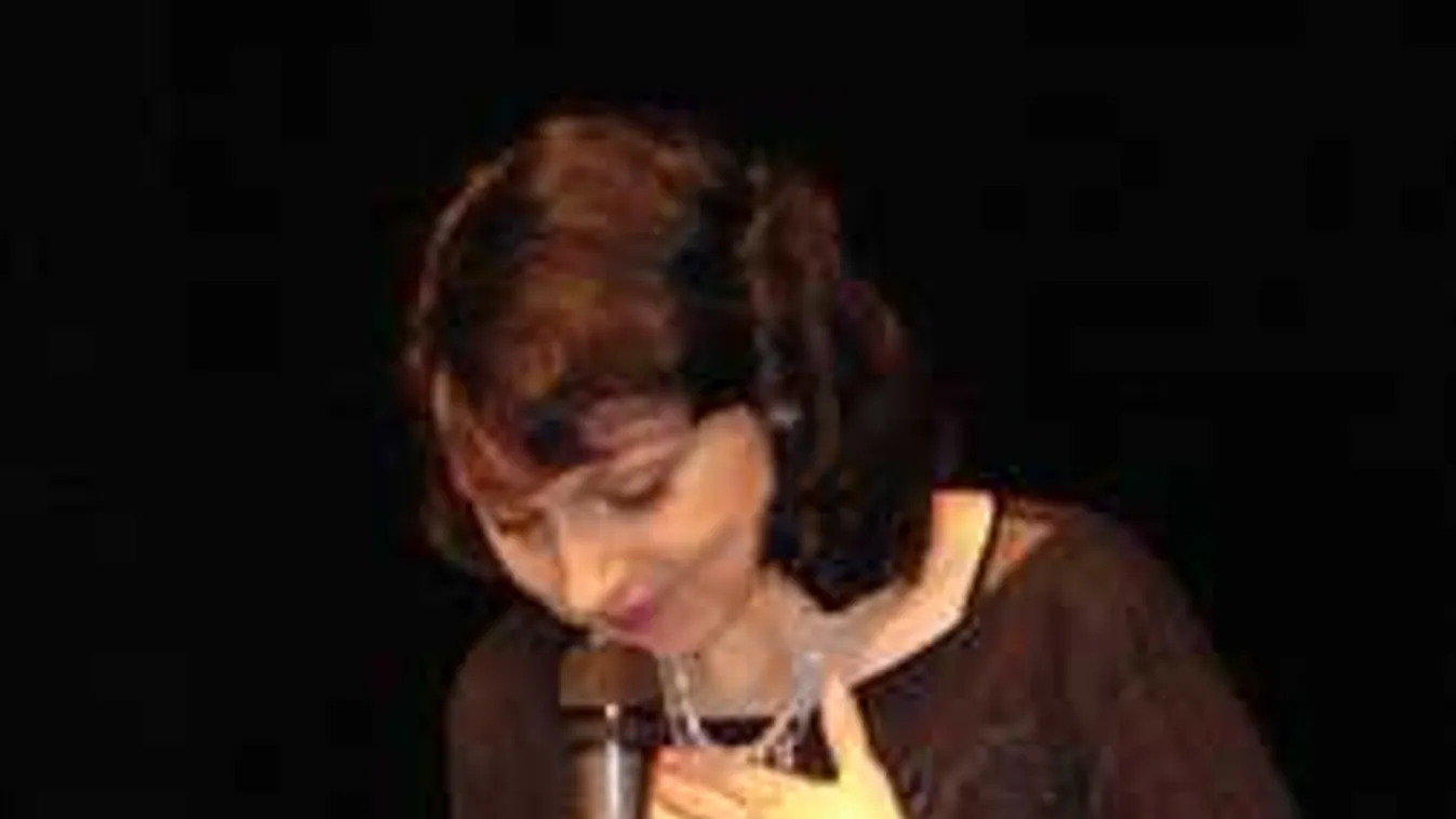 Nagy a baj, az összes fellépését lemondta a magyar énekesnő