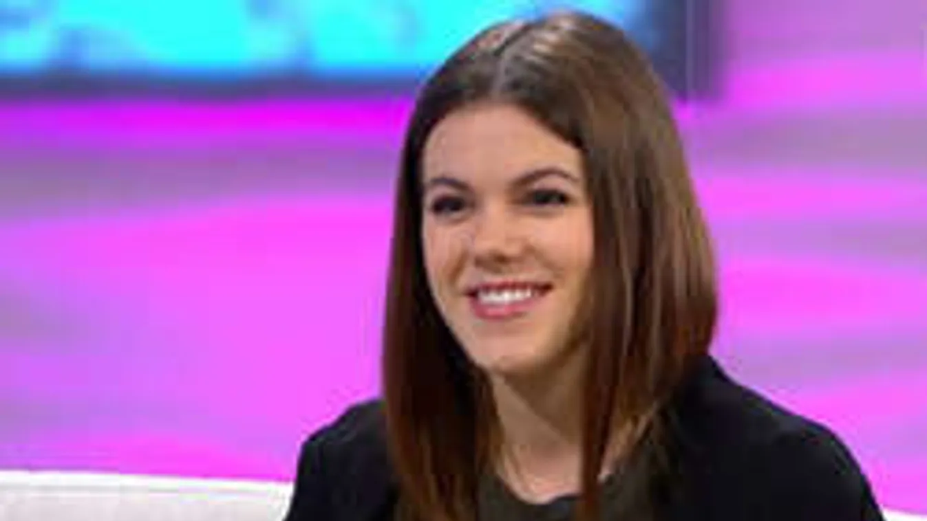 Keményen beszóltak a szexi Csobot Adélnak