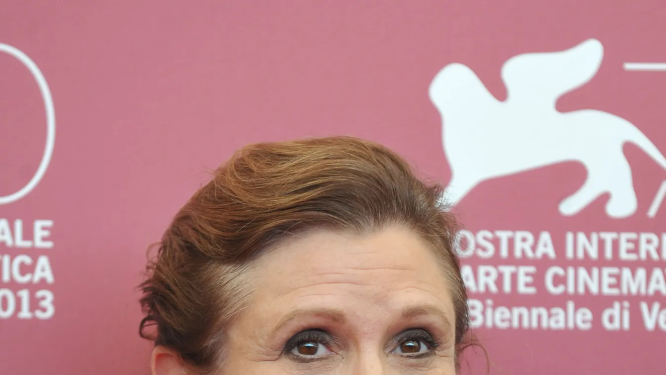 A síron túlról üzent Carrie Fisher: testvére talált rá a levelére