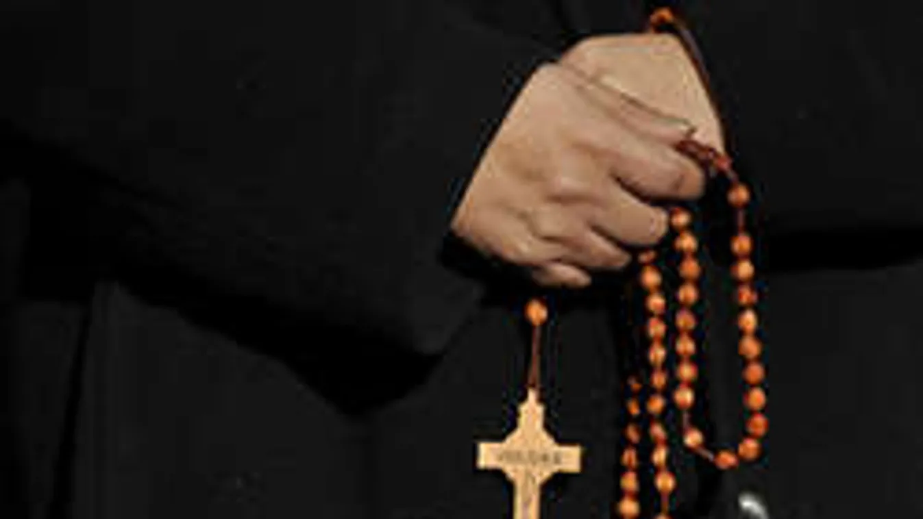 Hátborzongató: Brutálisan kivégzett papok kísértenek egy iskolában!