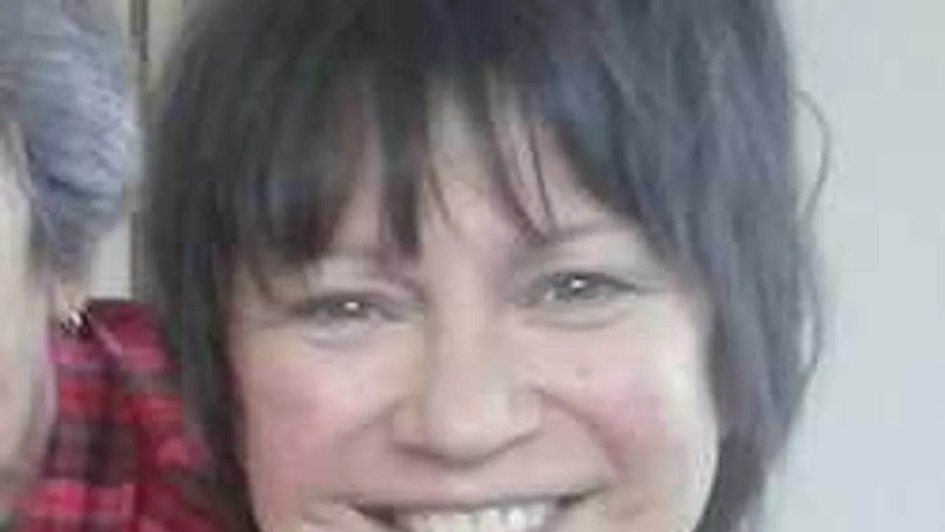 Kiderült, ki vigasztalja a férjét gyászoló Görbe Nórát