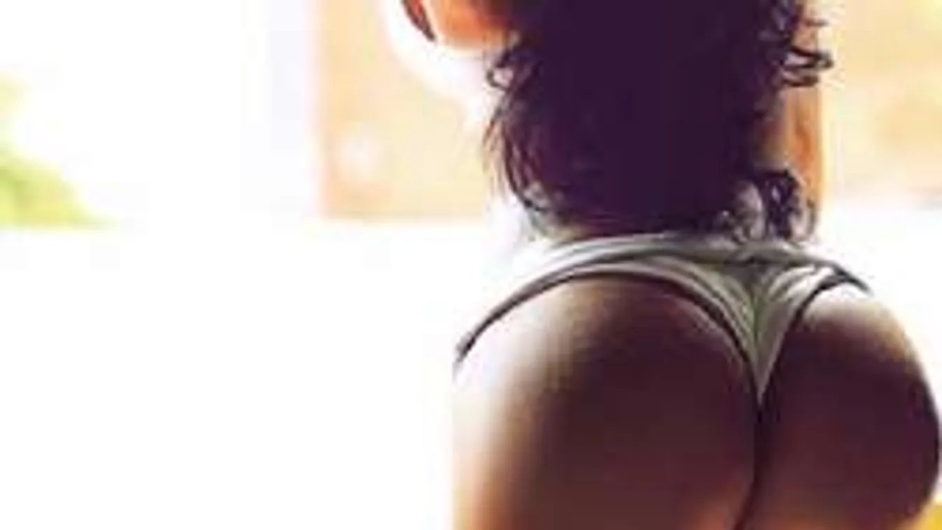 Brutális popsiszelfikkel kelletik magukat a brazil örömlányok