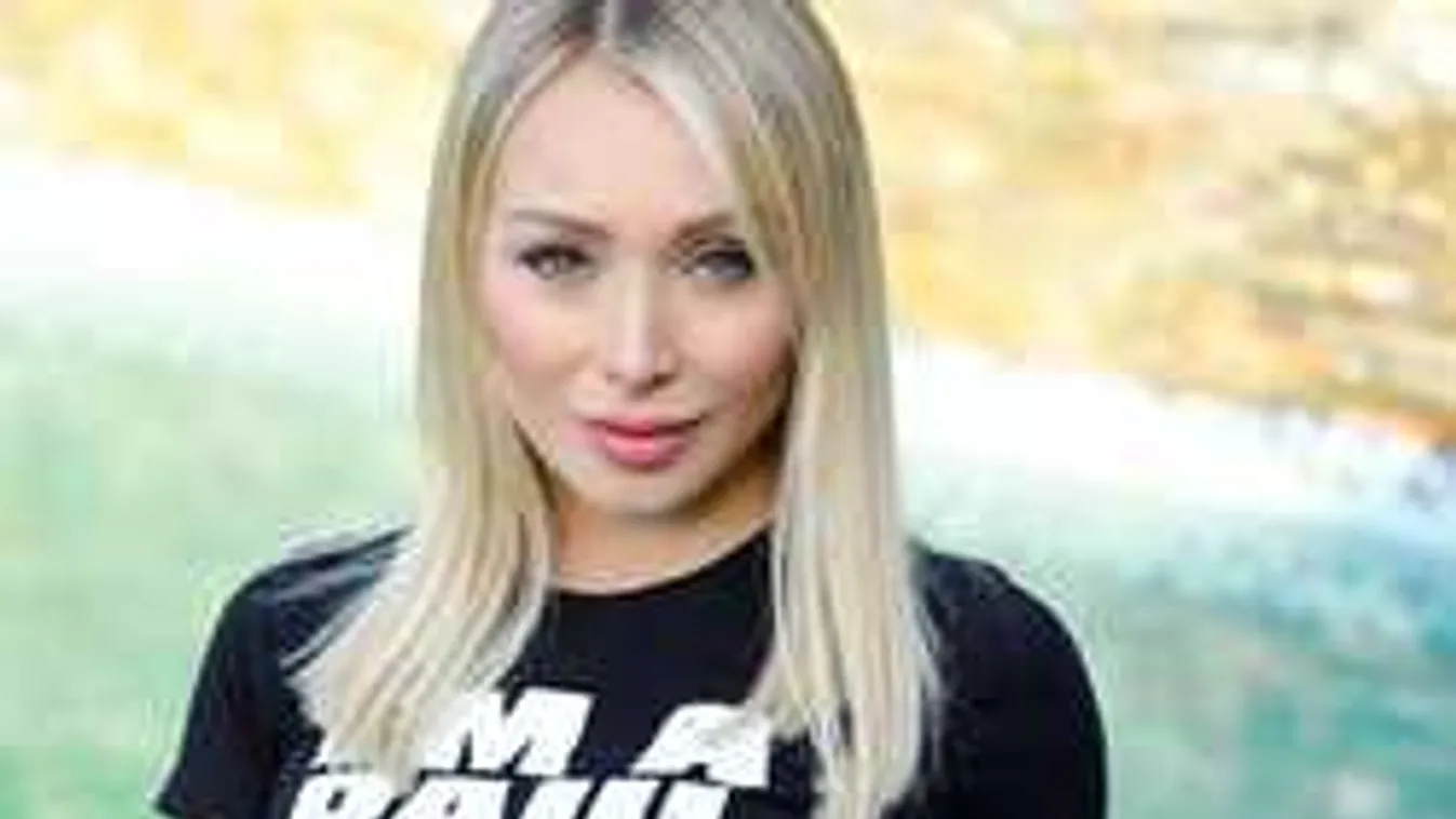 Levetkőztek a lányok, így ünnepelték a bajnokcsapatot