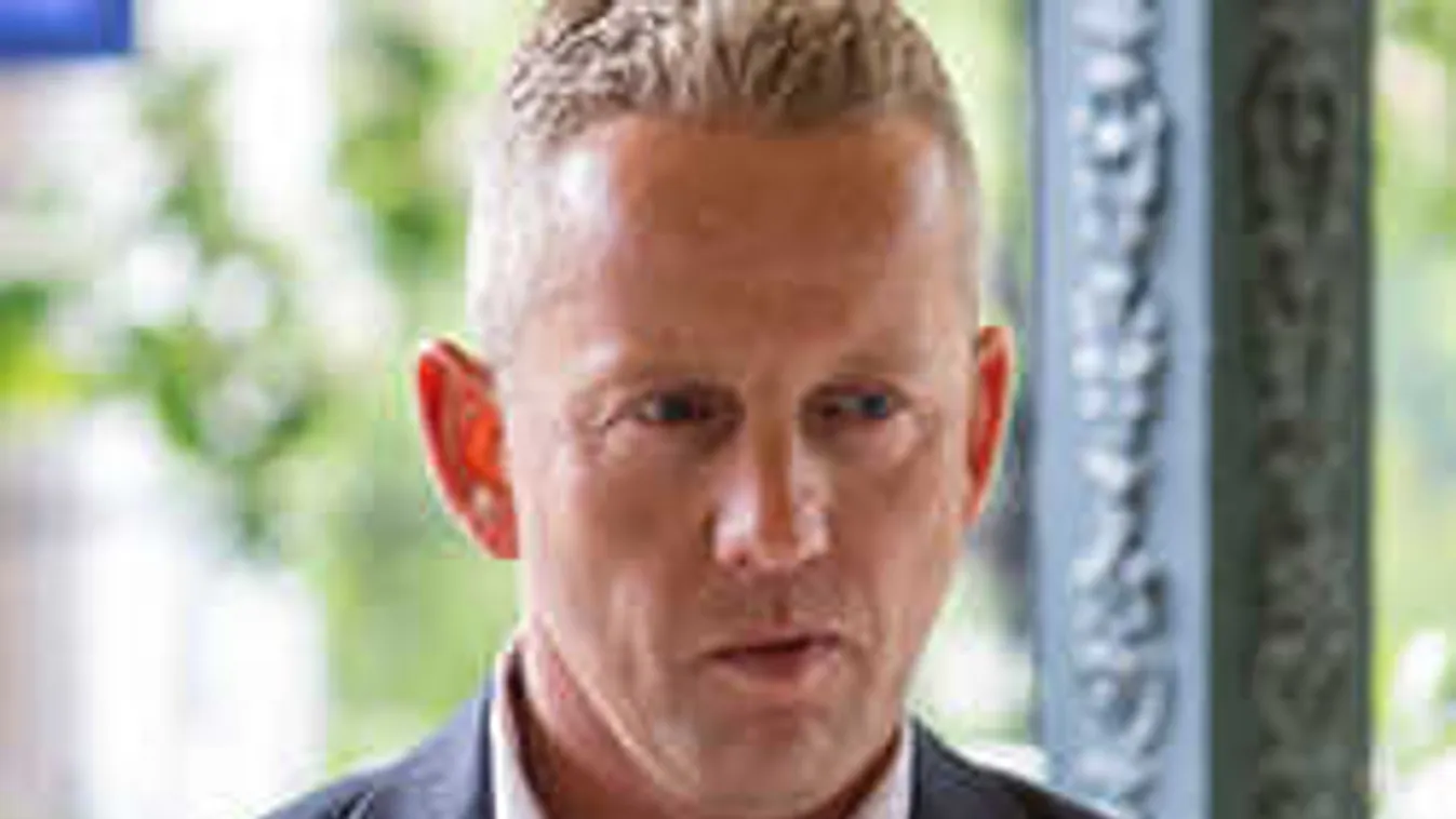 Szörnyű veszteség érte Schobert Norbit és családját