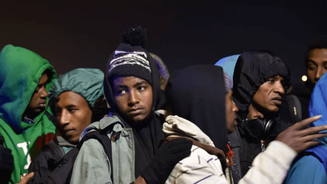 A magukat fiatalkorúnak valló migránsok 80 százaléka valójában felnőtt