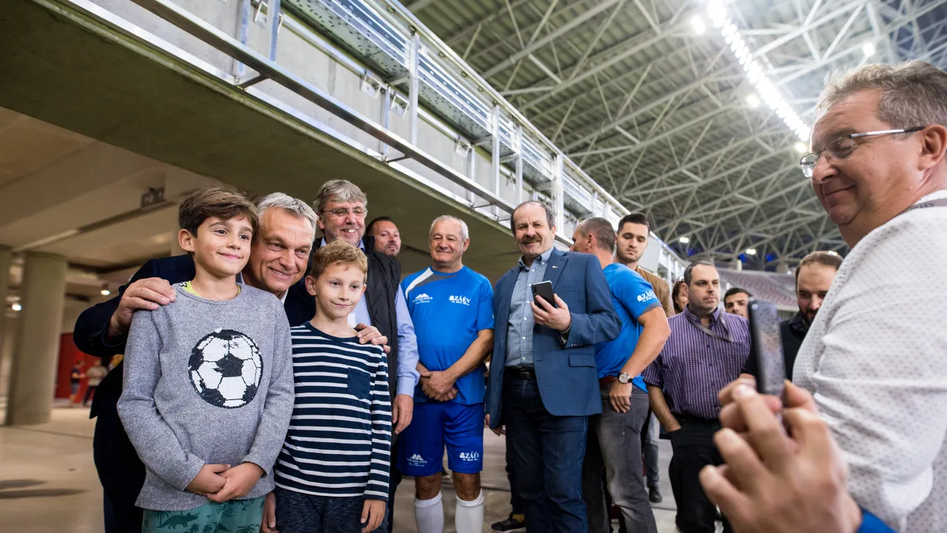 Megható videó, így fociztak az új Puskás Arénában