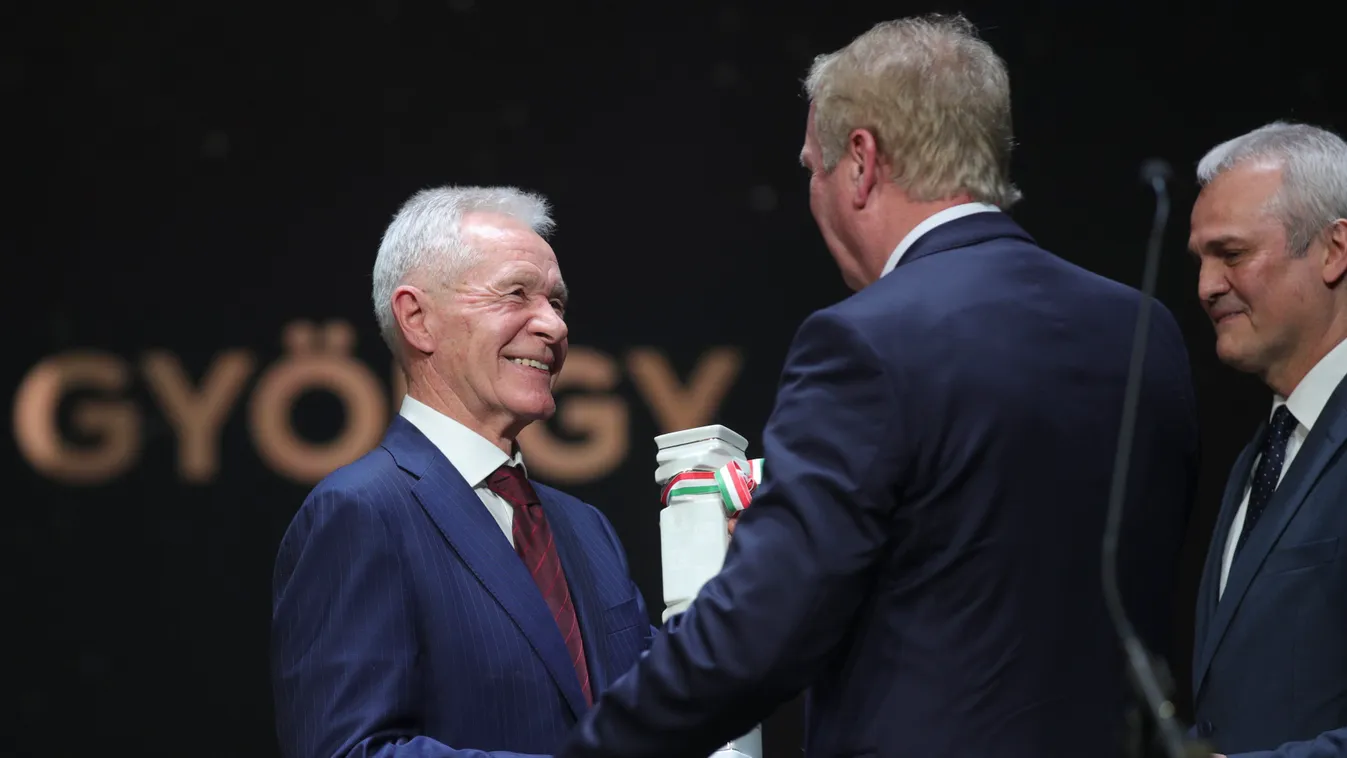 Rendkívüli találkozás, szent a béke Mezey és Nyilasi között