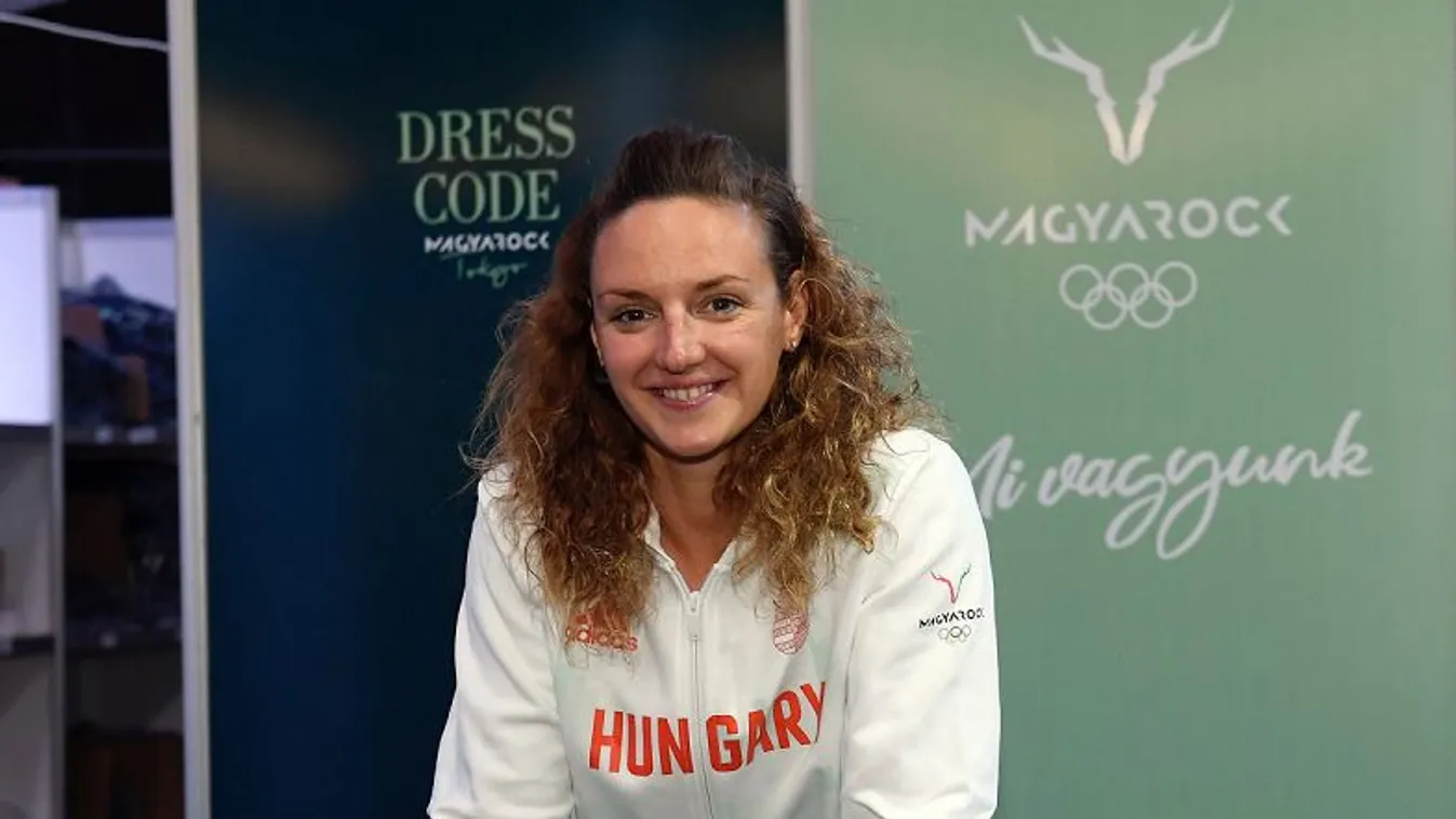 Hosszú Katinka az olimpiai ruhaátvételen