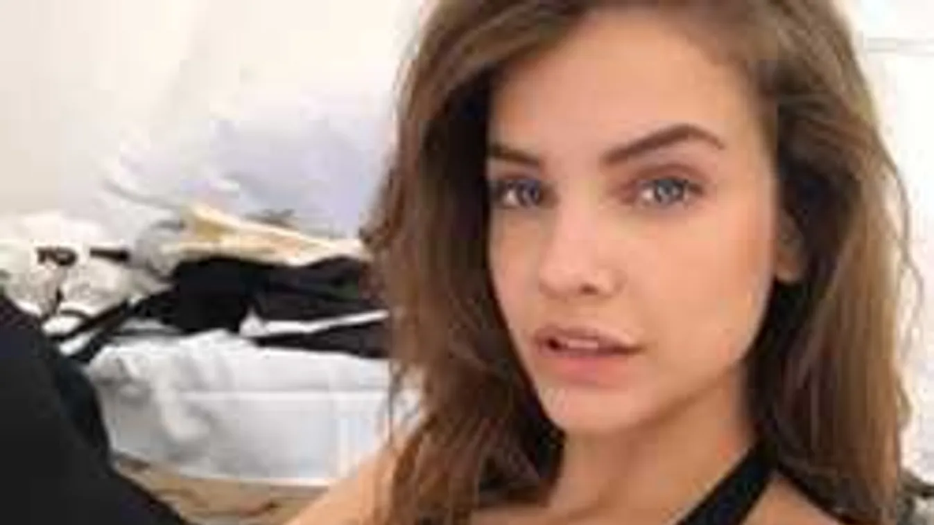 Igazi bombanő Palvin Barbi nővére!