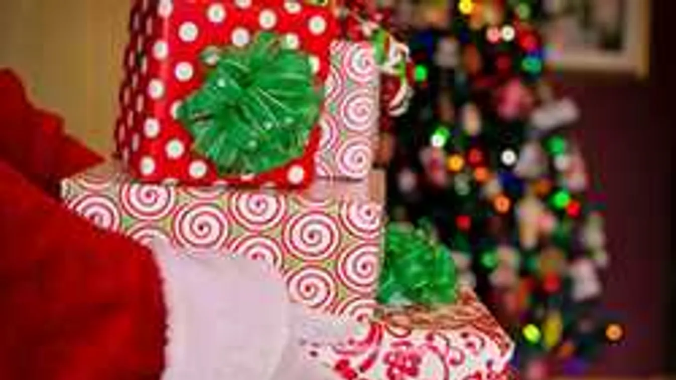 Ez a mobilszolgáltatók karácsonyi ajándéka!