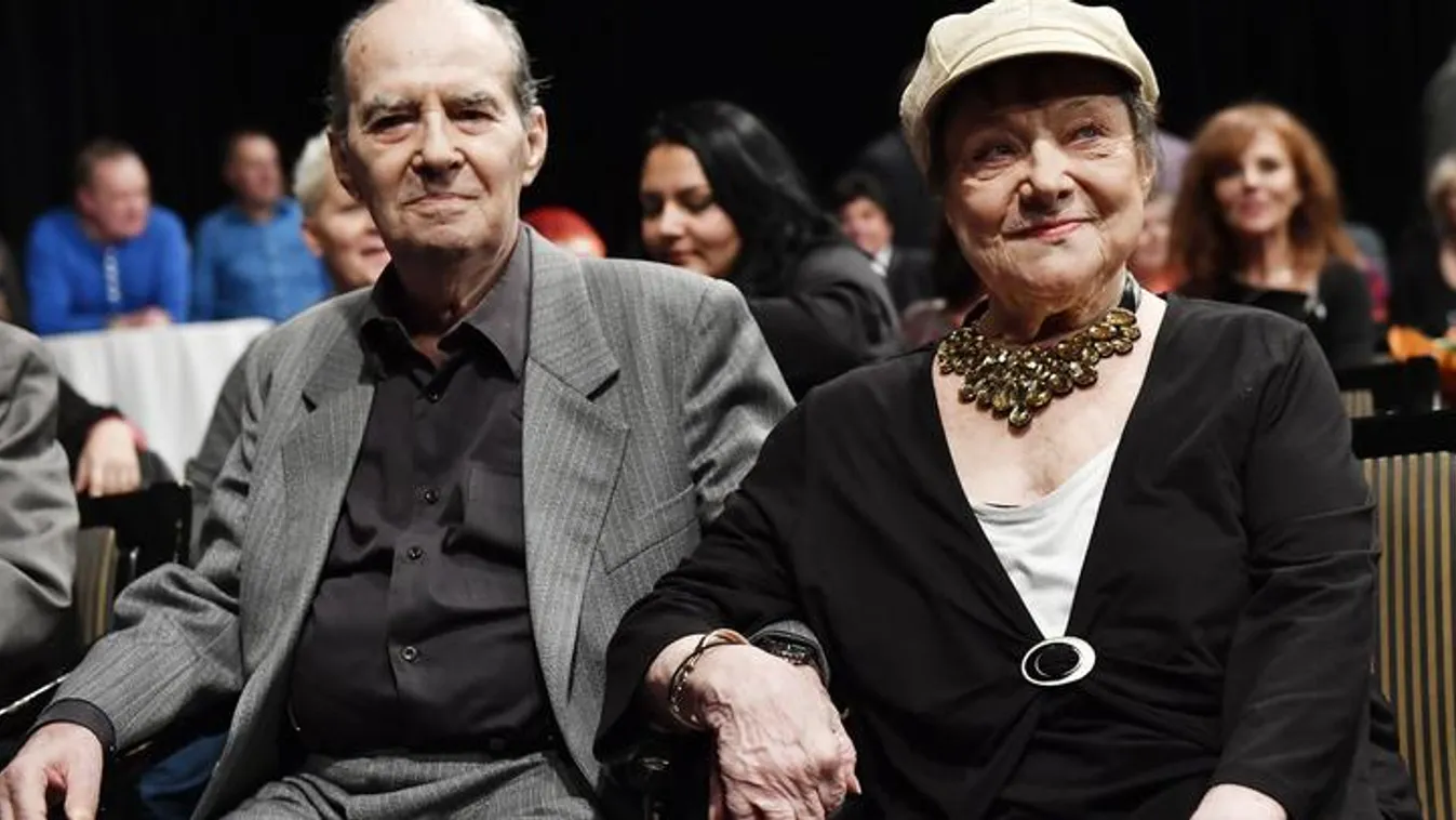 Máig gyászolja imádott férjét Csűrös Karola