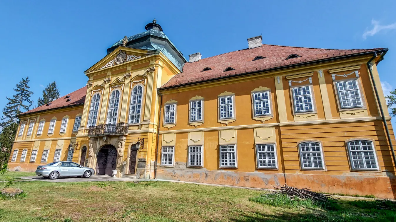 2,8 milliárdért eladó ez a gyönyörű barokk kastély