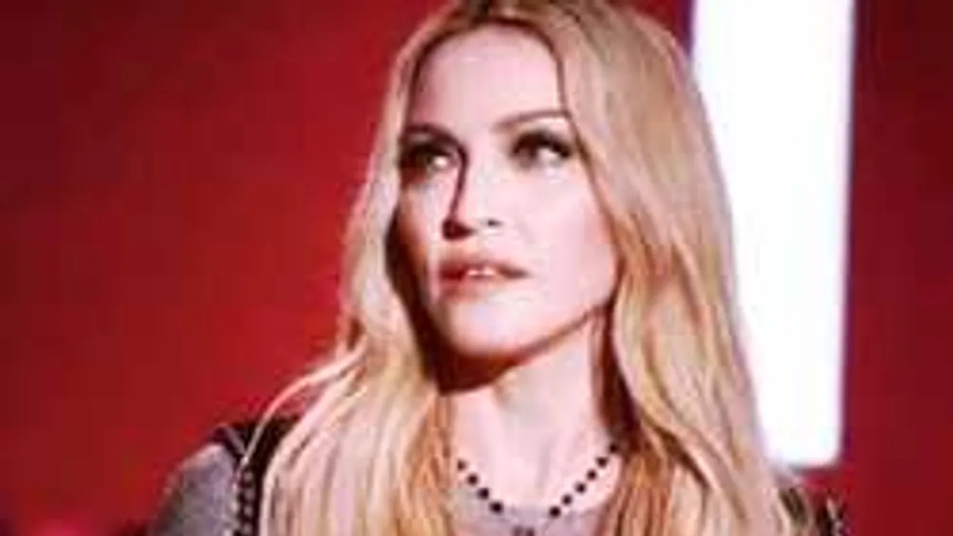 Mi történt? Leharcolt képet posztolt magáról a popdíva!