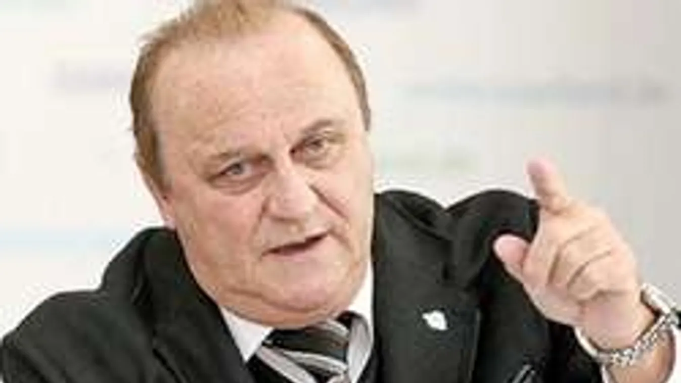 Hadiállapotban vagyunk - vallja be a német tartományi belügyminiszter