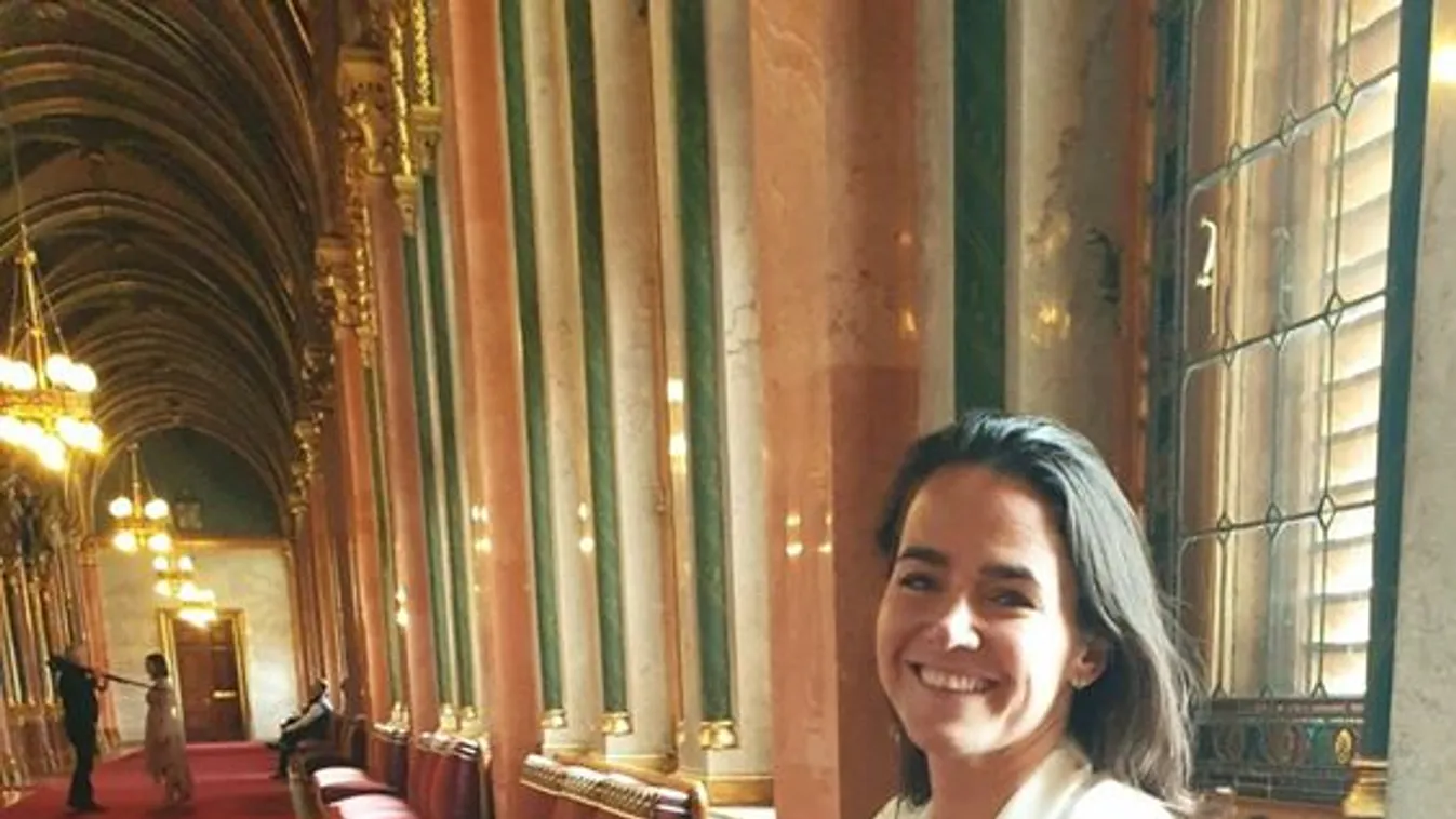 Novák Katalin: Ingyenes a KRESZ- és a nyelvvizsga a kismamáknak