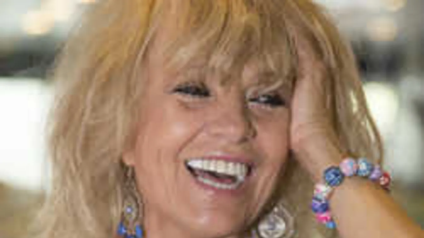 Anthony Hopkins mellett kapott csillagot Csepregi Éva