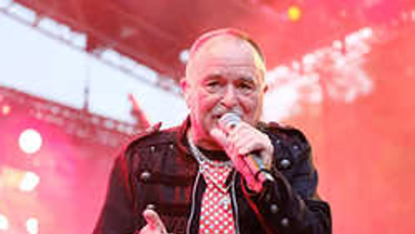 Fergeteges bulit csapott Nagy Feró Tusványoson