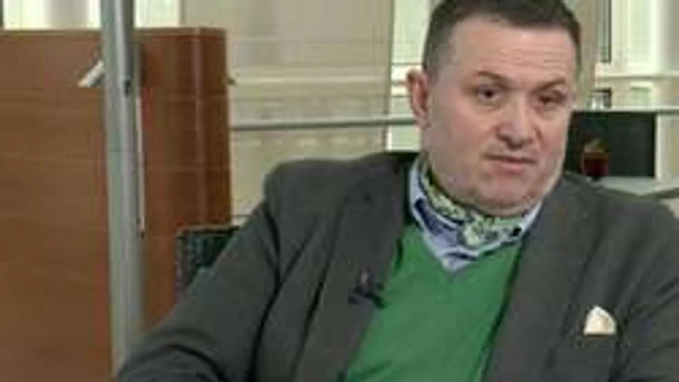 Lajcsi változtatott a műsorán, hétvégi első fellépése kissé szokatlan lesz