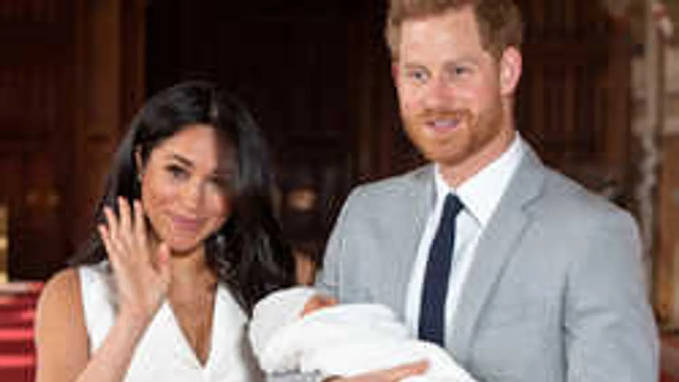 Kirúgták a műsorvezetőt: ezt a fotót osztotta meg Meghanék babájáról