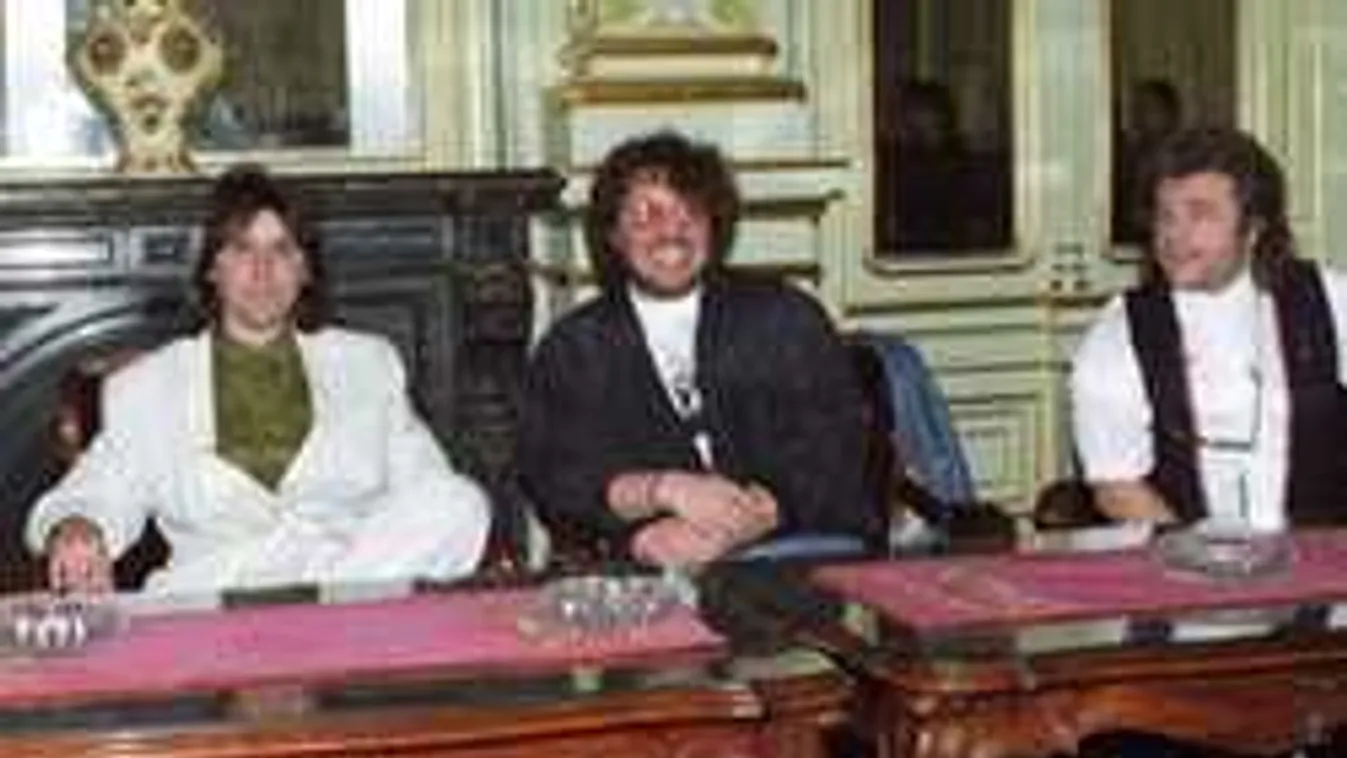 Megható fotó került elő Somló Tamásékról a múltból