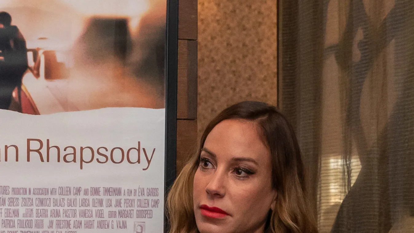 Szomorú hírt közölt Vajna Tímea: ez történt Andy sírjánál