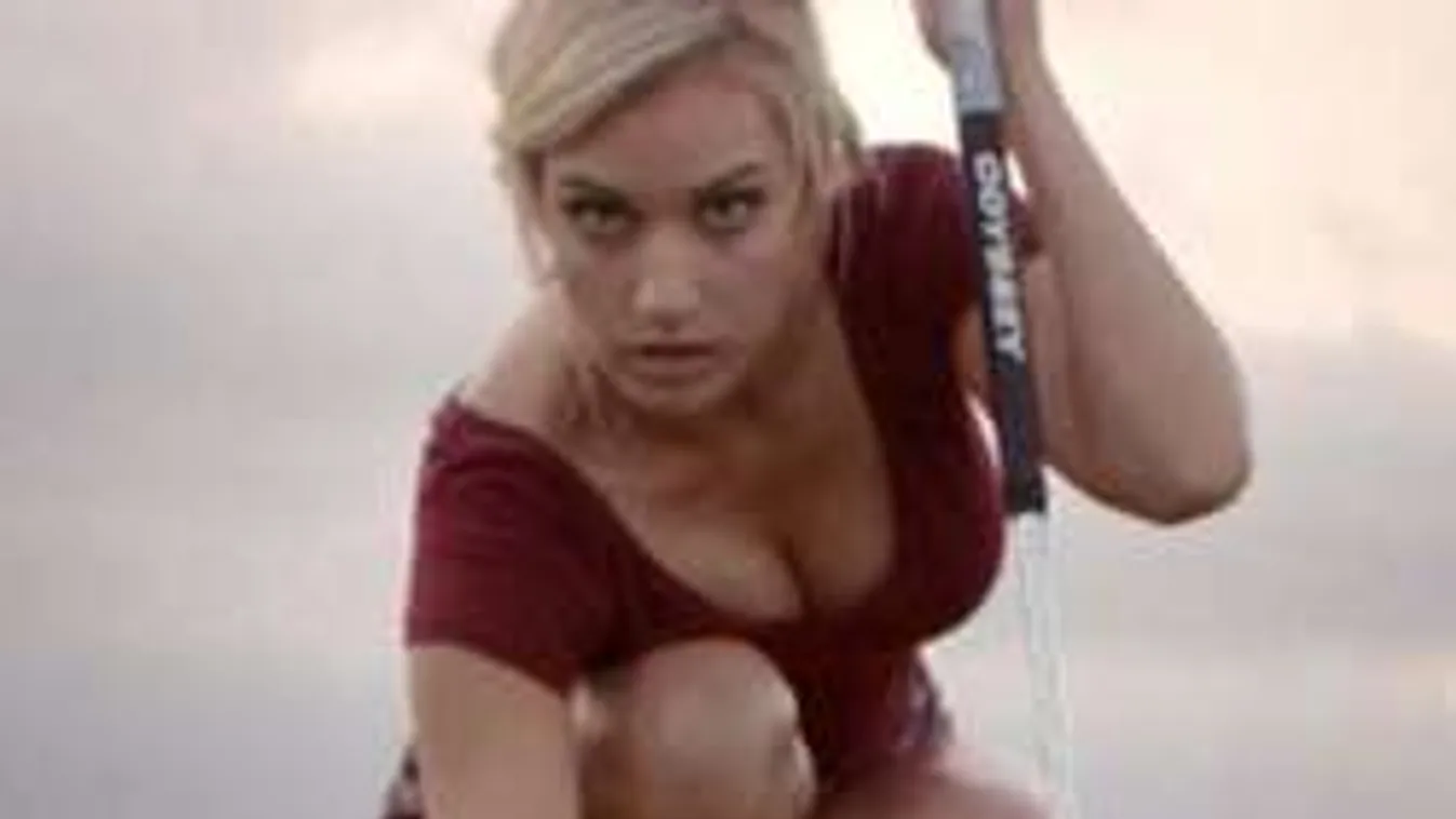 Életveszélyben a golf Kurnyikovája? Fenyegetik a szexi bombázót